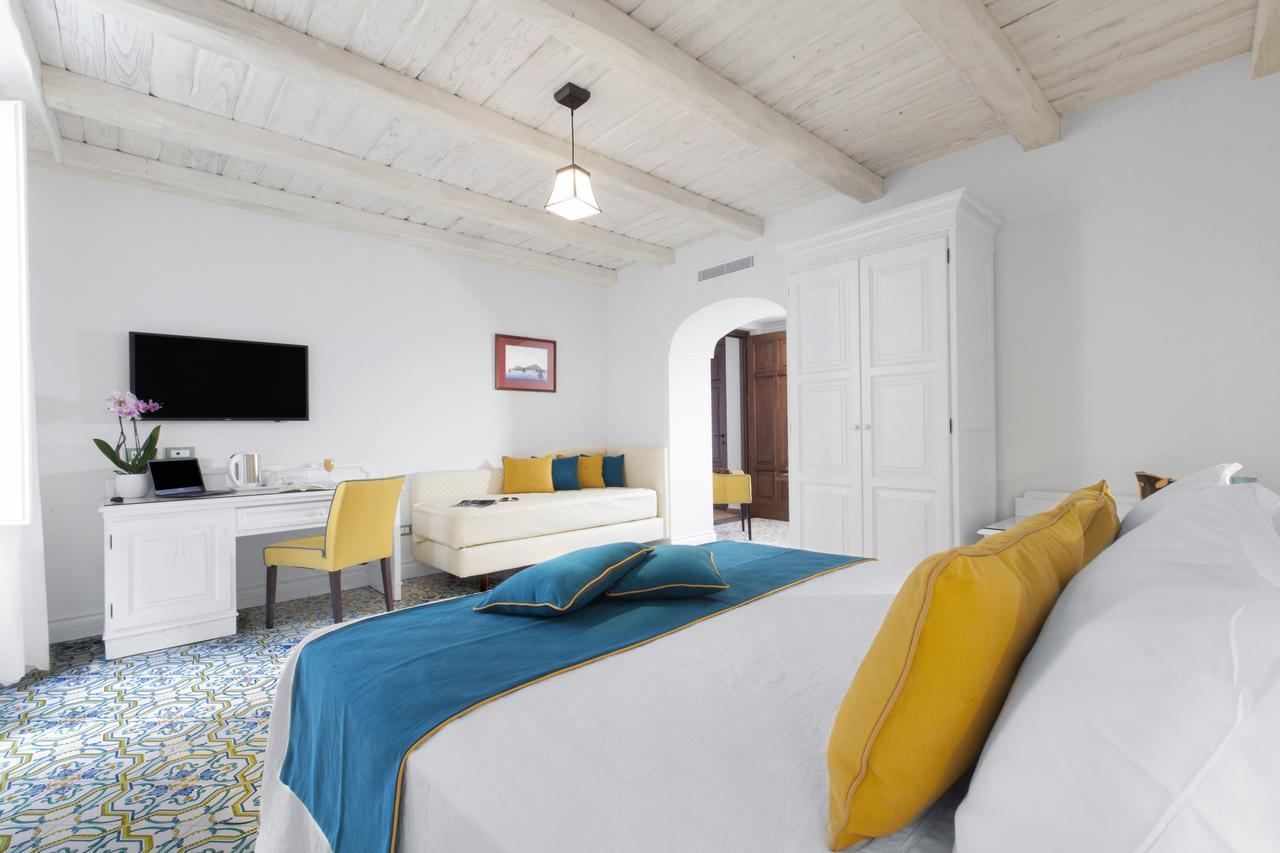Bed and Breakfast Palazzo Delle Grazie à Sorrente Extérieur photo