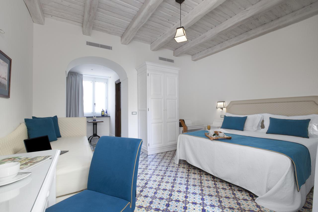 Bed and Breakfast Palazzo Delle Grazie à Sorrente Extérieur photo
