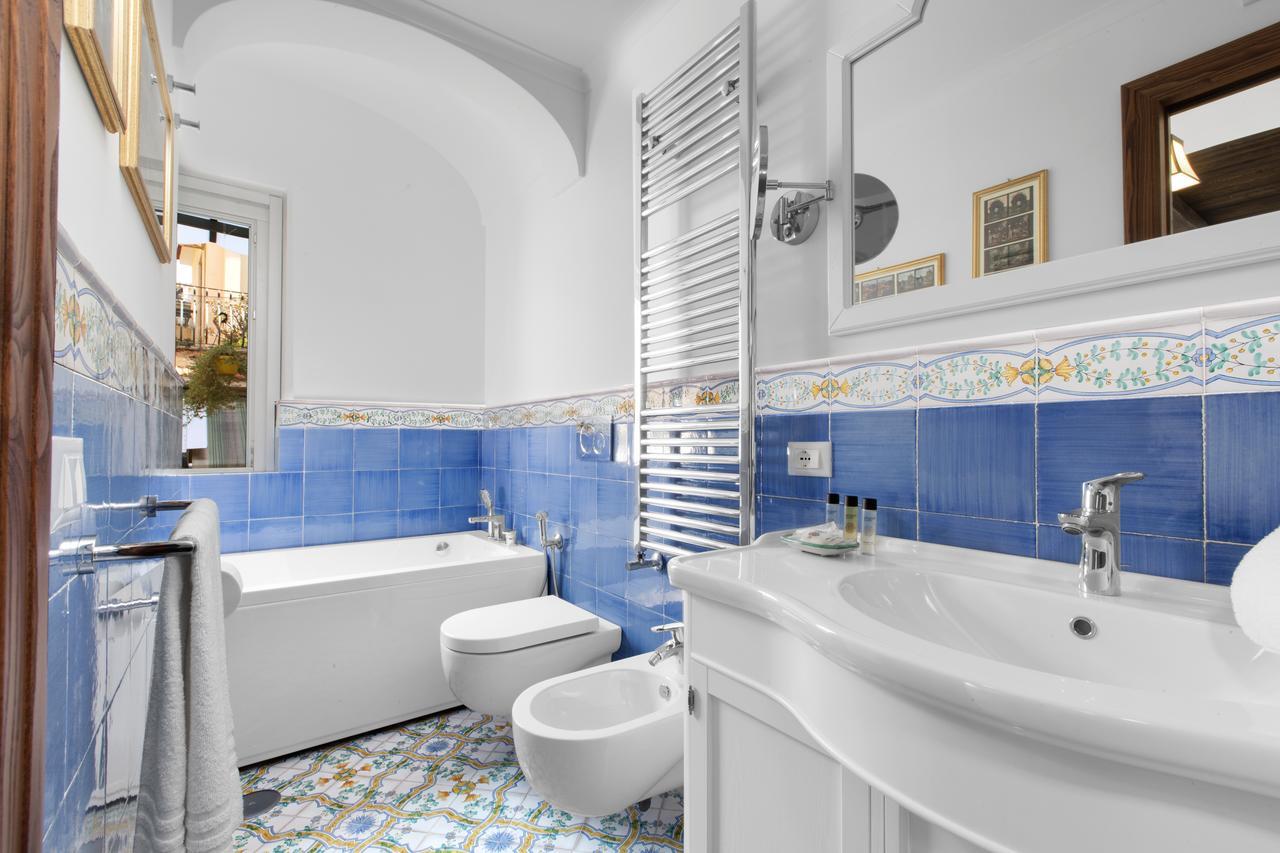 Bed and Breakfast Palazzo Delle Grazie à Sorrente Extérieur photo