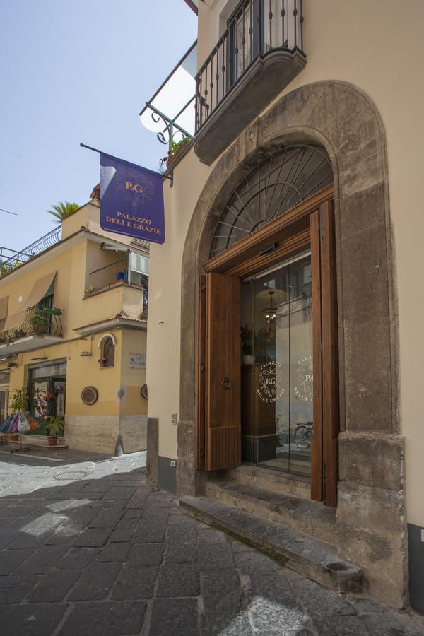 Bed and Breakfast Palazzo Delle Grazie à Sorrente Extérieur photo